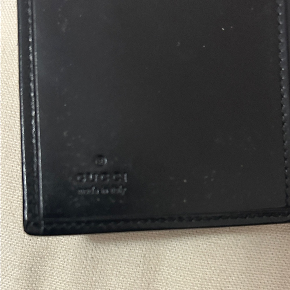 Gucci Midnight Leather Clutch with Silver Accent - Picture 7 of 7